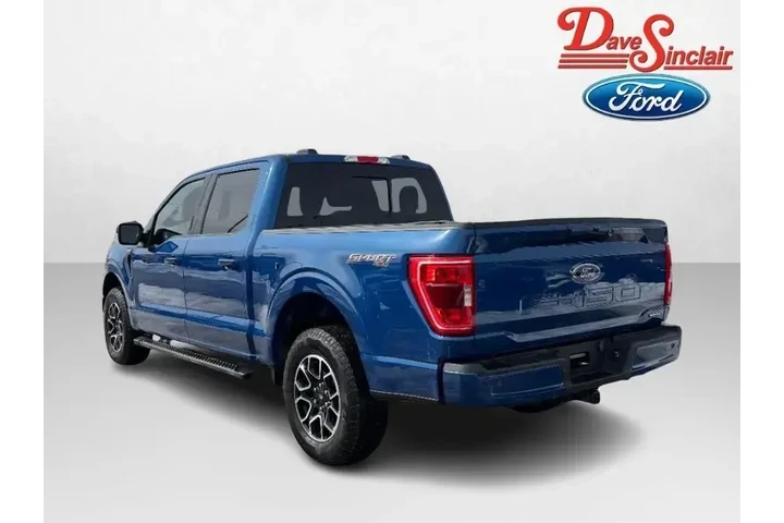 $39444 : Ford F-150 2023 4x4 XLT 4dr image 9