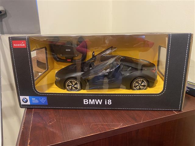 $150 : BMW i8 image 5