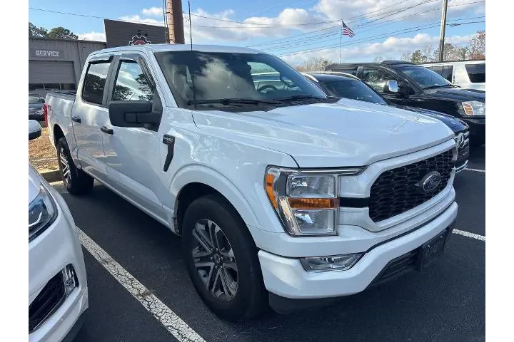 $27985 : Ford F-150 2021 4x2 XL 4dr S image 2