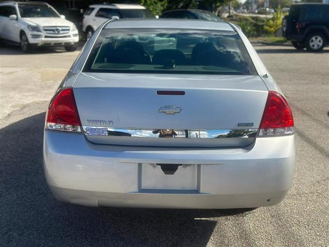 $6990 : 2011 CHEVROLET IMPALA image 5