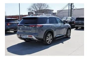 $32999 : Nissan Pathfinder 2023 AWD P thumbnail