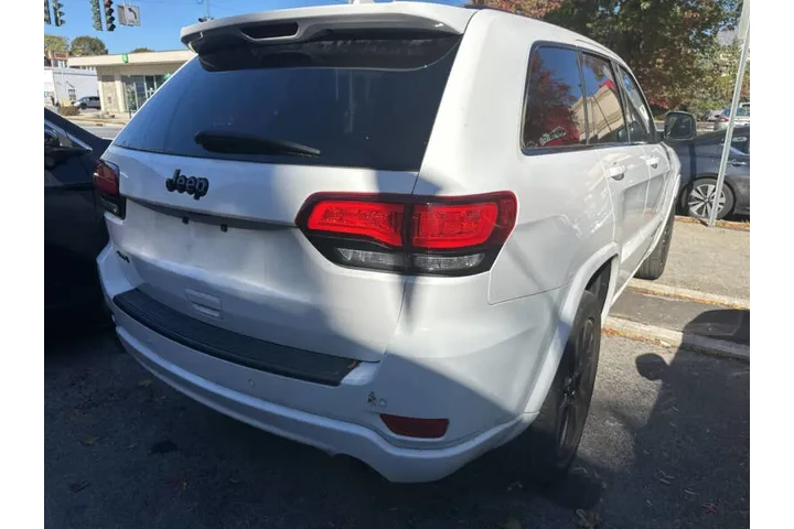 $16995 : 2019 Grand Cherokee Altitude image 5