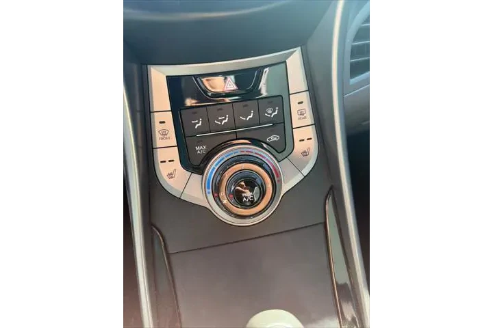 $8988 : Hyundai ELANTRA 2012 GLS 4dr image 8