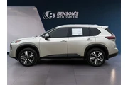 $29587 : Nissan Rogue 2024 SL 4dr Cro thumbnail