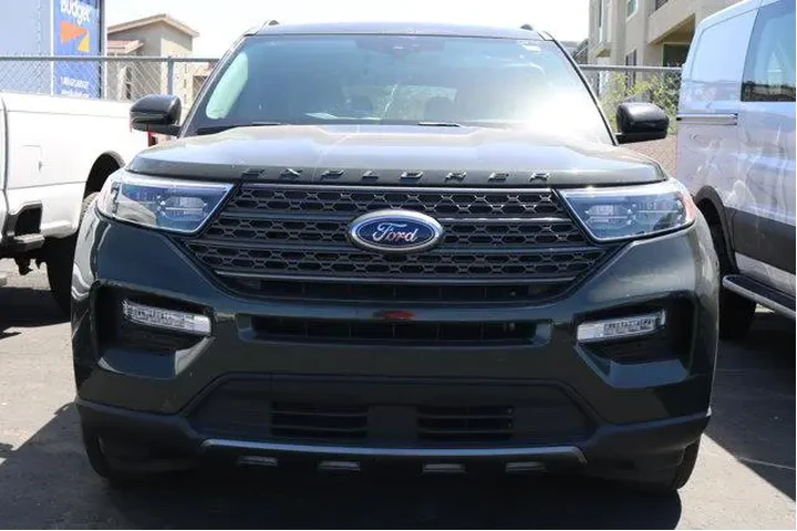 $36294 : Ford Explorer 2024 XLT 4dr S image 3