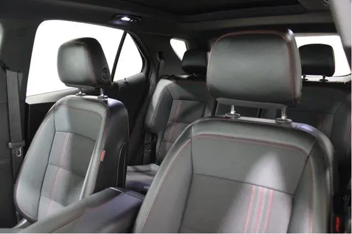 $24911 : Chevrolet Equinox 2023 4x4 R image 5