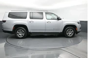 $34995 : Jeep Wagoneer L 2024 4x4 4dr thumbnail