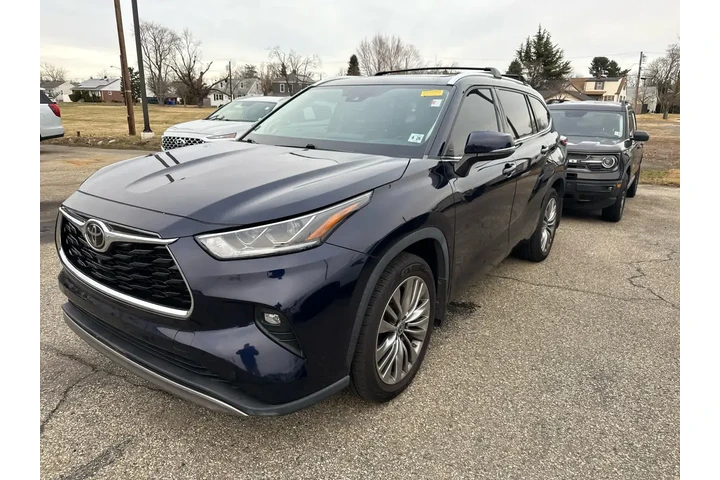 $38800 : Toyota Highlander 2021 AWD P image 3