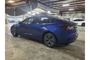 $21990 : Tesla Model 3 2023 4dr Sedan thumbnail