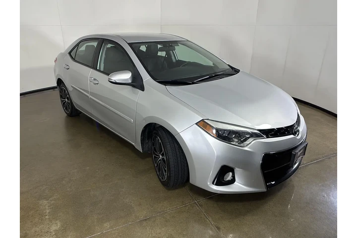 $15000 : 2015 Corolla S Plus image 7