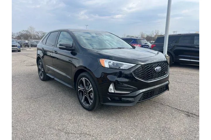 $30945 : Ford Edge 2023 AWD ST 4dr Cr image 3