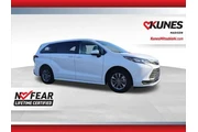 Toyota Sienna 2025 LE 8-Pass en Madison