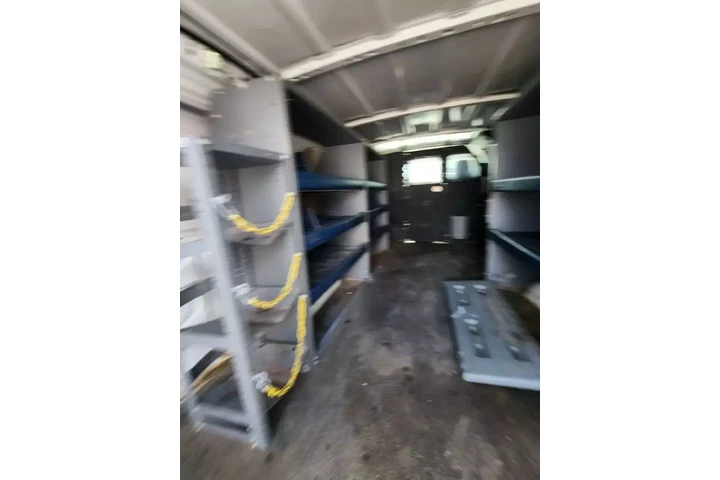 $11995 : 2011 FORD E350 SUPER DUTY CAR image 1