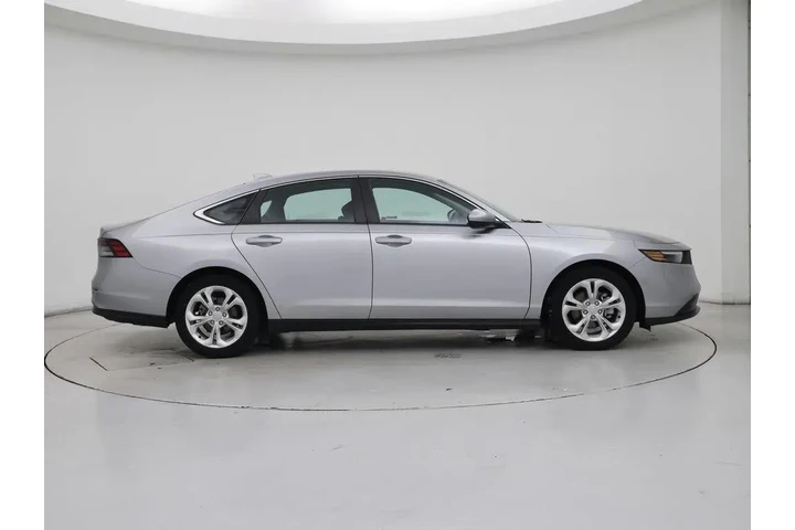 $25998 : Honda Accord 2023 LX 4dr Sed image 7