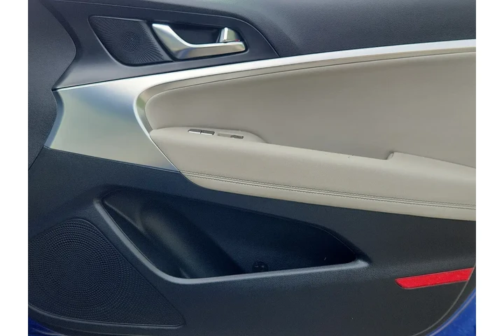 $22428 : Genesis G70 2022 2.0T 4dr Se image 10