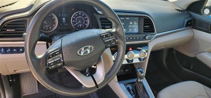 $12499 : 2019 Elantra image 10