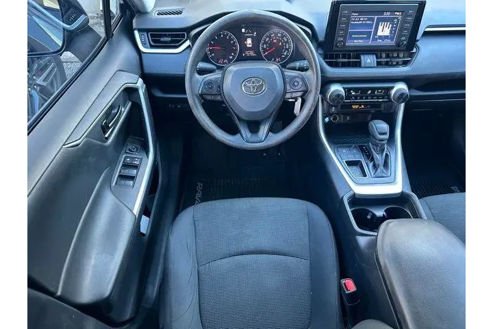 $18975 : Toyota RAV4 2019 LE 4dr SUV image 9