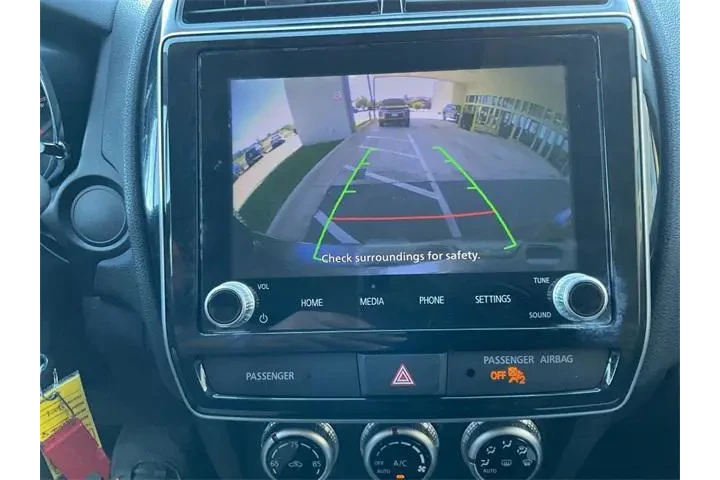 $19000 : Mitsubishi Outlander Sport 2 image 9