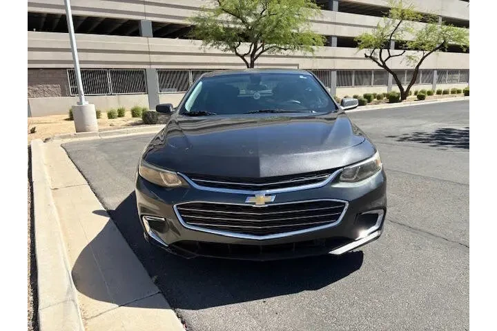 $7995 : 2017 Malibu LS image 3