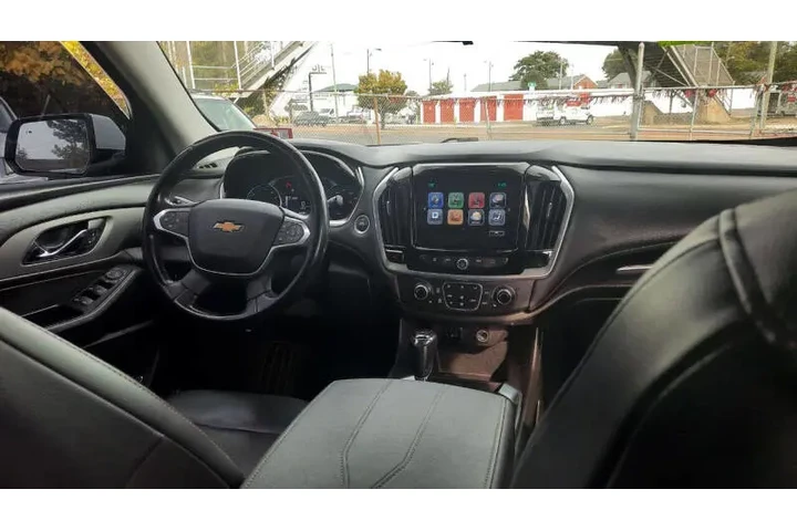 $12995 : 2019 Traverse LT Leather image 8