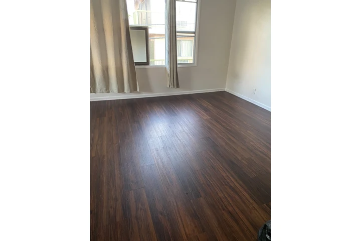 $600 : SE RENTA SALA ÁREA DE KOREATOW image 2