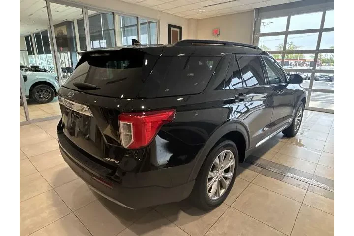 $34862 : Ford Explorer 2023 AWD XLT 4 image 3