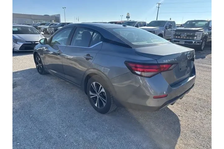 $17000 : Nissan Sentra 2023 SV 4dr Se image 4