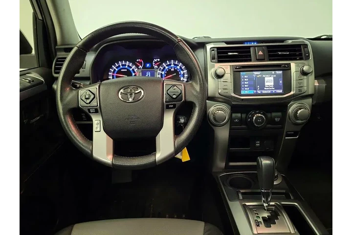 $31998 : Toyota 4Runner 2018 4x4 SR5 image 10