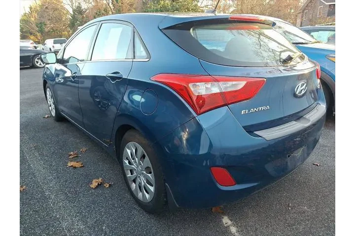 $12533 : Hyundai ELANTRA GT 2016 4dr image 5