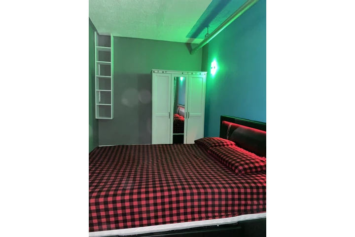 $1100 : Rento cuarto image 4