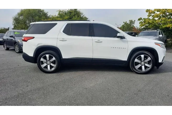 $12995 : 2019 Traverse LT Leather image 6