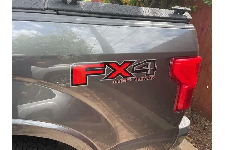 $38995 : Ford F-150 2018 4x4 XLT 4dr image 6