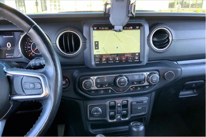 $30680 : Jeep Wrangler Unlimited 2020 image 6