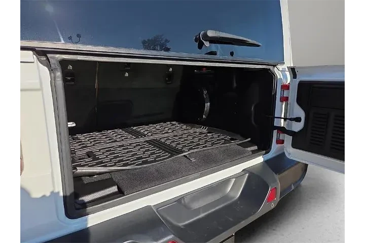 $29500 : Jeep Wrangler Unlimited 2020 image 9