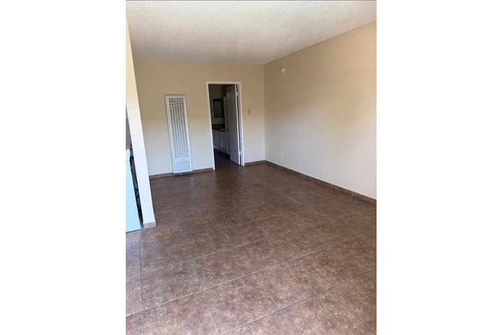 $1700 : Apartamento1 recamara 1 baño image 3