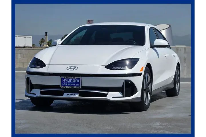 $32631 : Hyundai IONIQ 6 2024 SE 4dr image 7