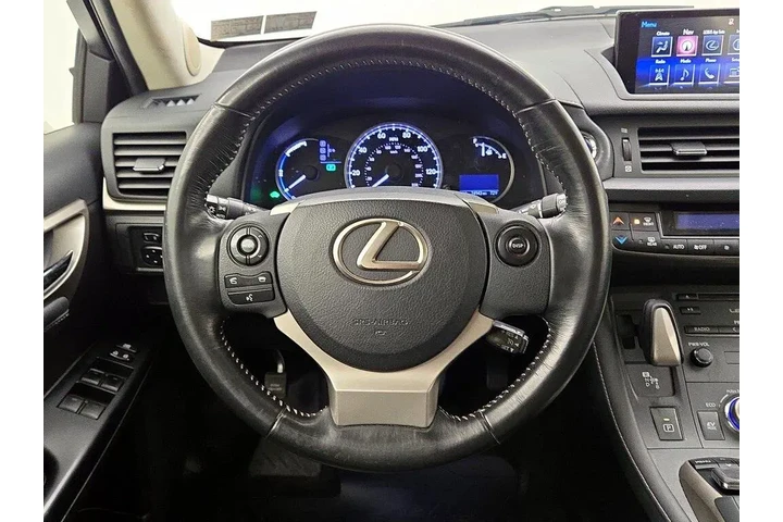 $19998 : Lexus CT 200h 2017 4dr Hatch image 10