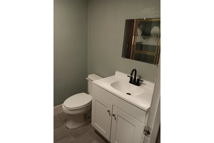 $600 : Rento image 6