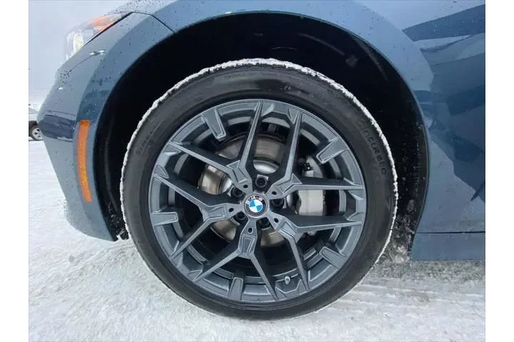 $36500 : BMW 3 Series 2025 AWD 330i x image 3