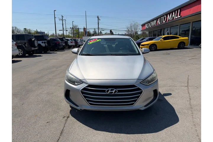 $7980 : 2017 Elantra SE 2.0L Auto (Al image 7