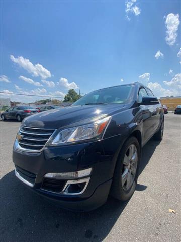 $9495 : 2017 Traverse LT image 3