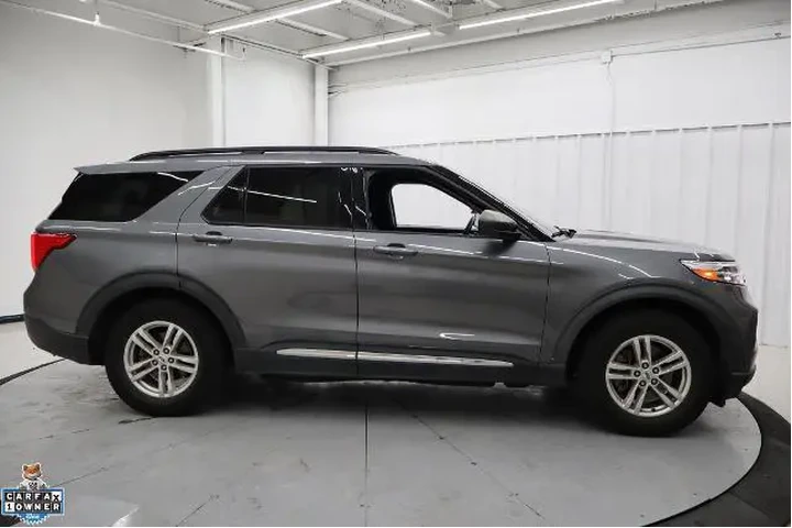 $19995 : Ford Explorer 2021 XLT 4dr S image 2