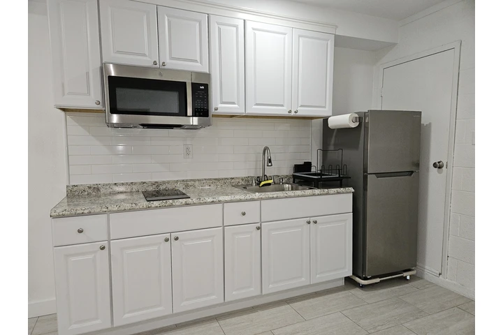 $1100 : Estudio en renta image 4