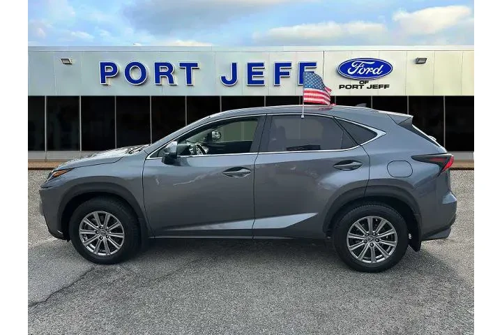 $29963 : Lexus NX 300 2021 AWD 4dr Cr image 9