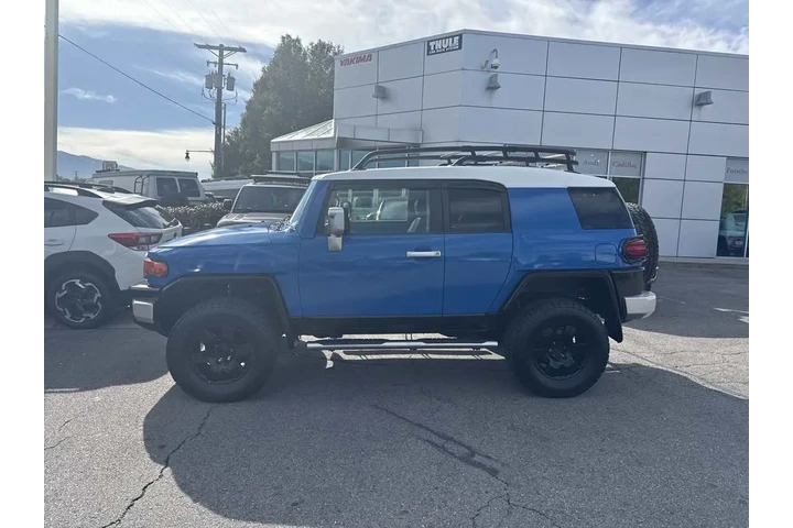 $11910 : 2007 FJ Cruiser image 9