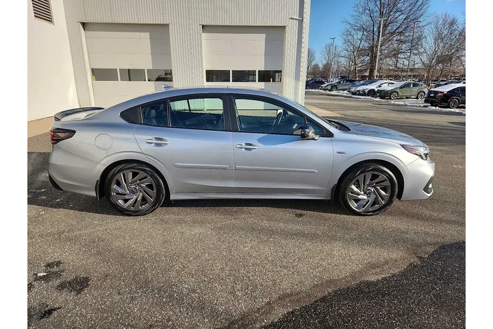 $31299 : Subaru Legacy 2025 AWD Sport image 7