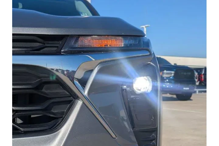 $19482 : Chevrolet Trax 2024 LS 4dr C image 9