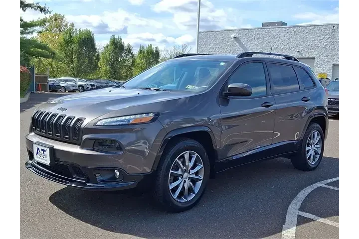 $14845 : Jeep Cherokee 2018 4x4 Latit image 3