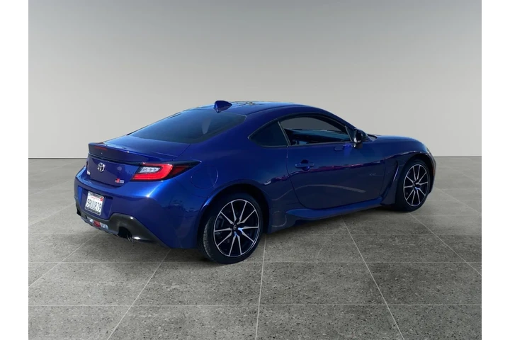 $25041 : Toyota GR86 2022 2dr Coupe 6 image 5