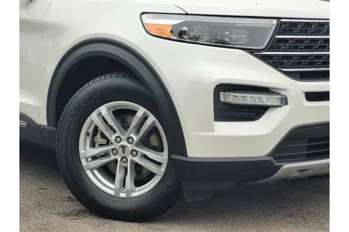 $25988 : Ford Explorer 2021 AWD XLT 4 image 3